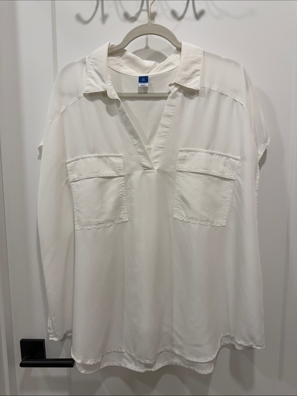 Old Navy White Casual Button-Down Pullover Shirt